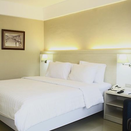 Hotel Sandjaja Palembang Eksteriør bilde