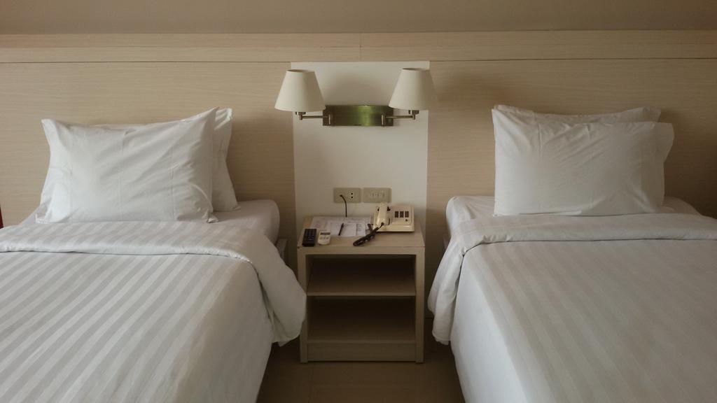 Hotel Sandjaja Palembang Eksteriør bilde
