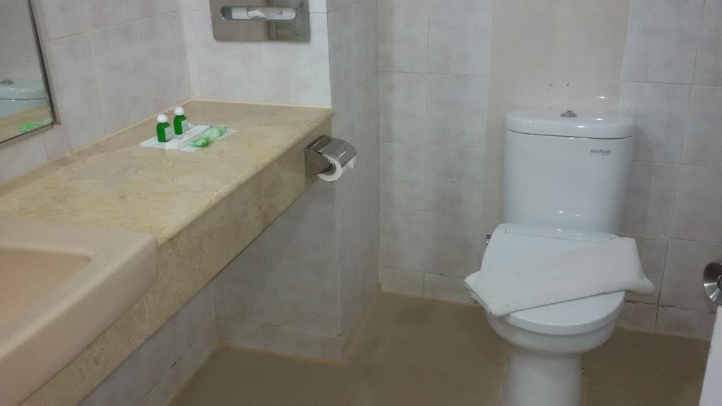 Hotel Sandjaja Palembang Eksteriør bilde