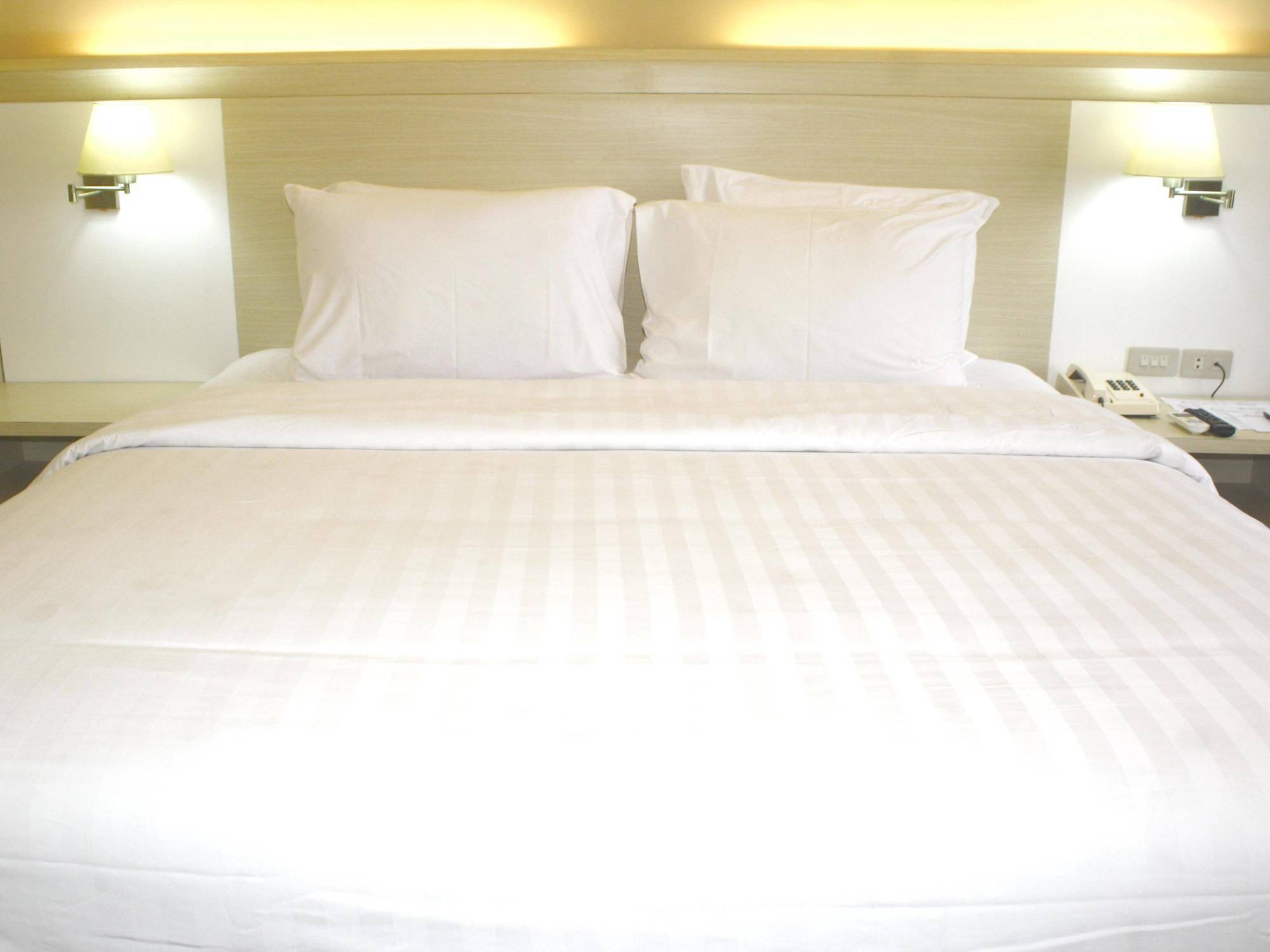 Hotel Sandjaja Palembang Eksteriør bilde