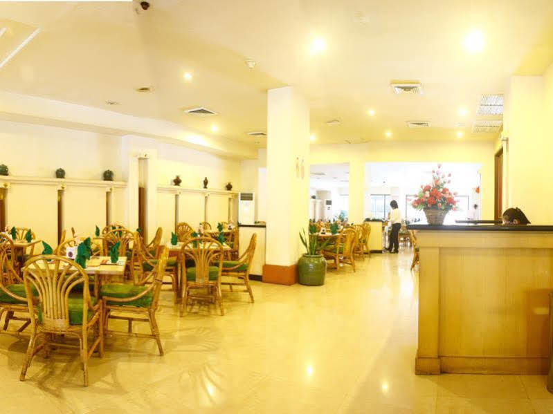 Hotel Sandjaja Palembang Eksteriør bilde